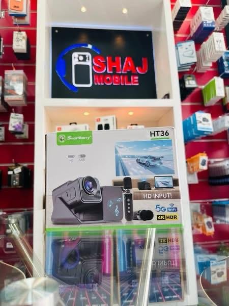 Smartberry HT36 4K portable min - Image 2